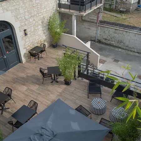 The Originals Boutique, Le Londres, 3* ソミュール