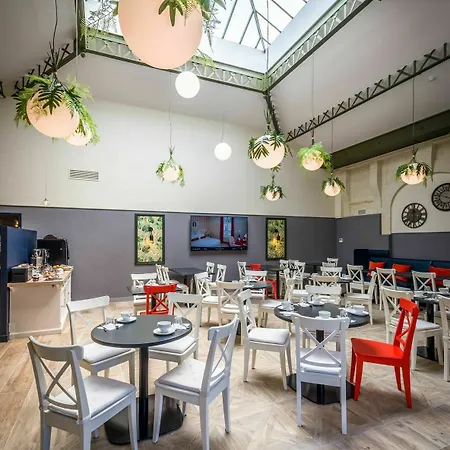 Hotel The Originals Boutique, Le Londres, 3*