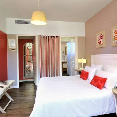 The Originals Boutique, Le Londres, 3* Saumur