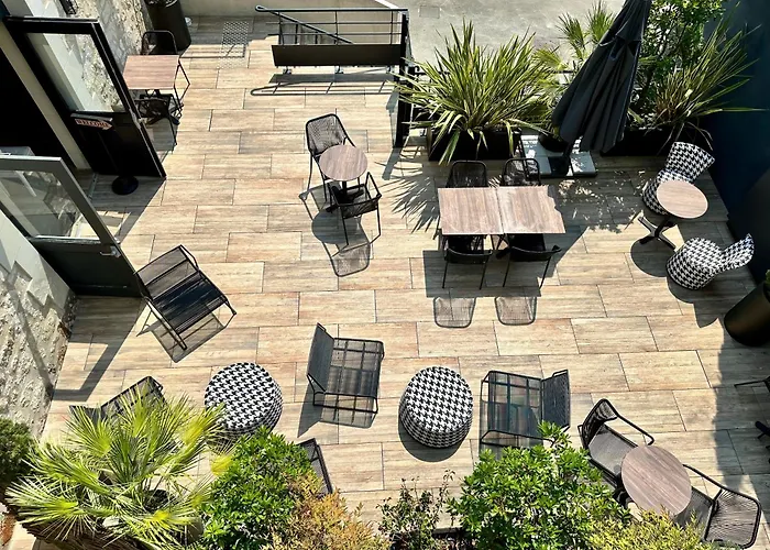 The Originals Boutique, Le Londres, Saumur