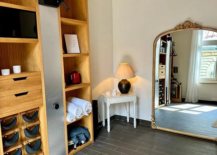 The Originals Boutique, Le Londres, 3* Saumur