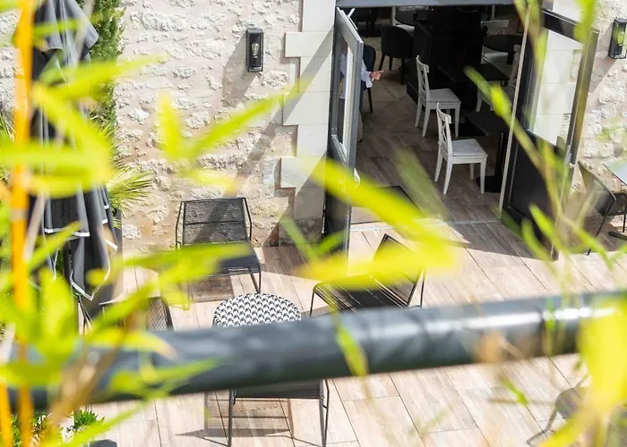 The Originals Boutique, Le Londres, 3* Saumur